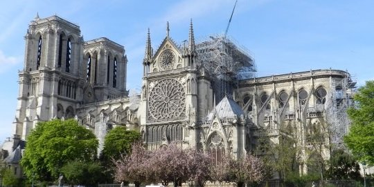 Notre Dame de Paris : le préfet de région décide la reprise progressive du chantier @Prefet75_IDF